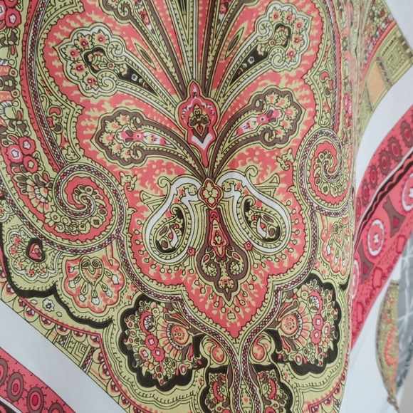 NWT High neck top - Picture 2 of 7